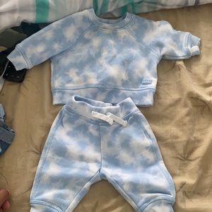 baby gap sweat suit